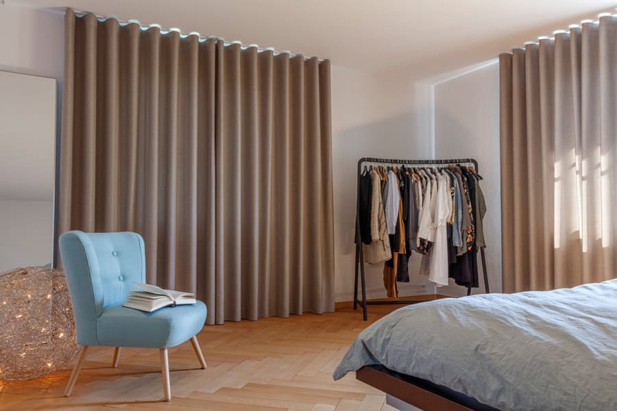 Browse Our Wave Curtain Dubai Installation Gallery